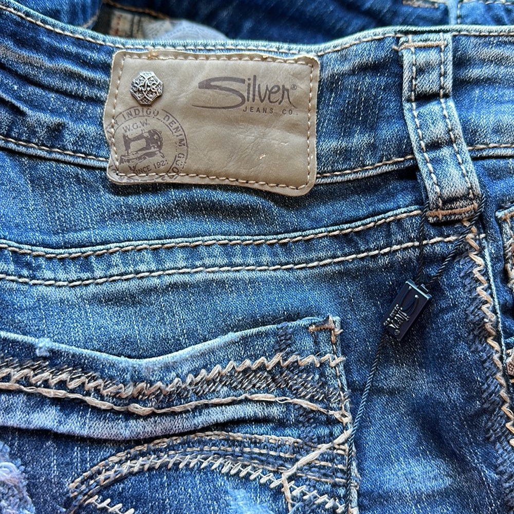 NWT Silver jean shorts - Picture 5 of 5